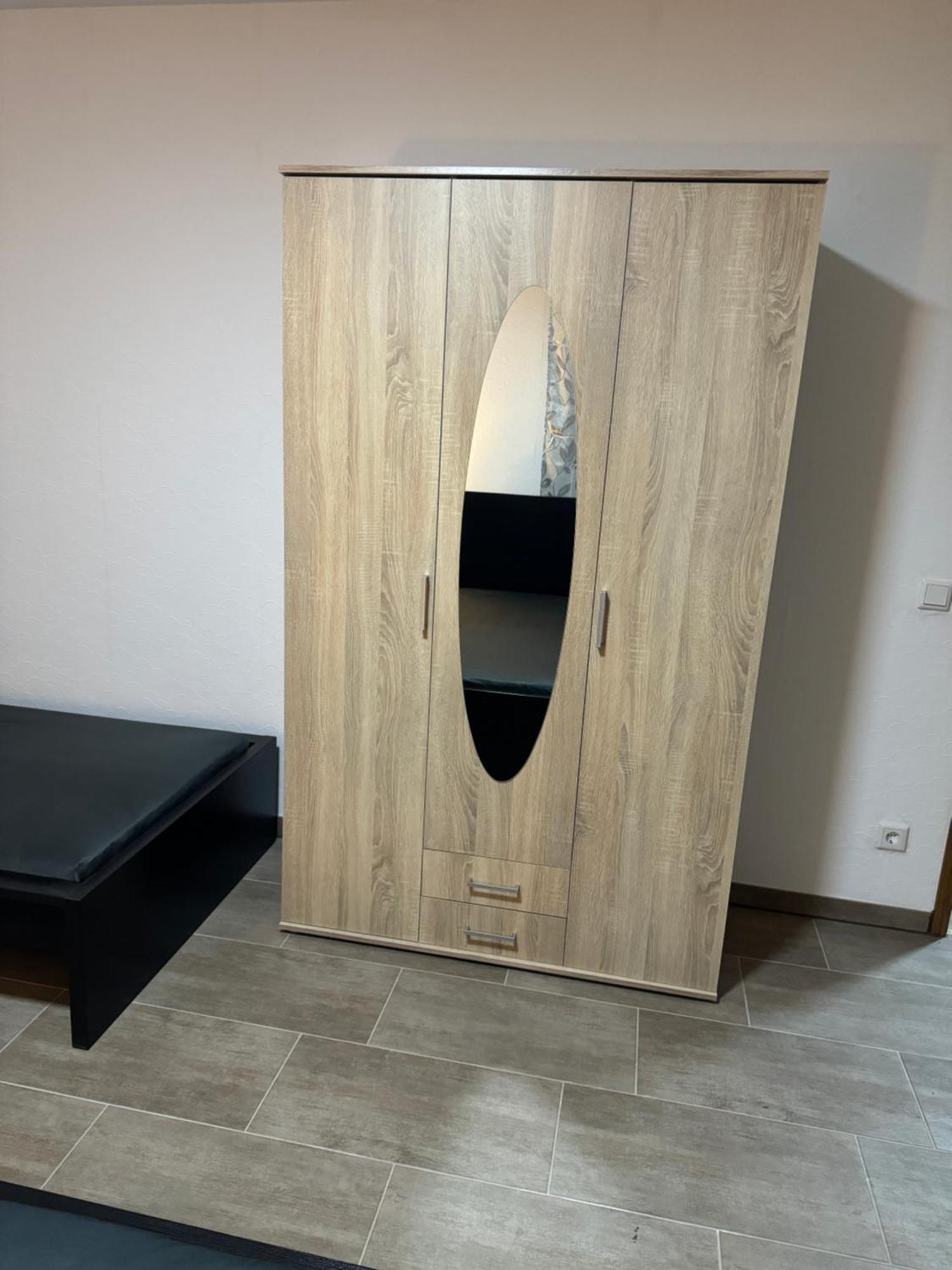 Laras Voll Ausgestattete Gartenwohnung Mit Wlan Und Tv Werne Exteriér fotografie