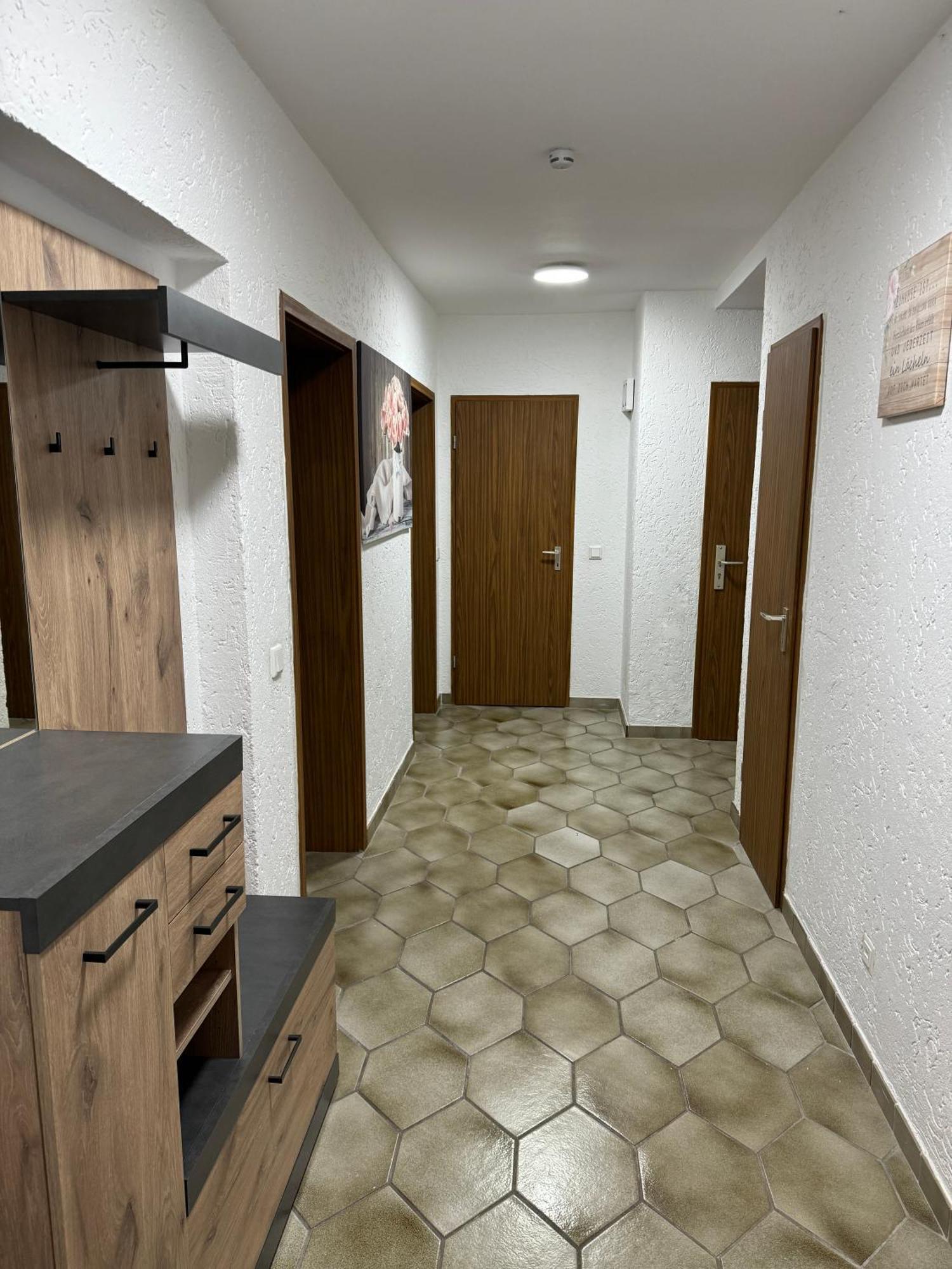 Laras Voll Ausgestattete Gartenwohnung Mit Wlan Und Tv Werne Exteriér fotografie